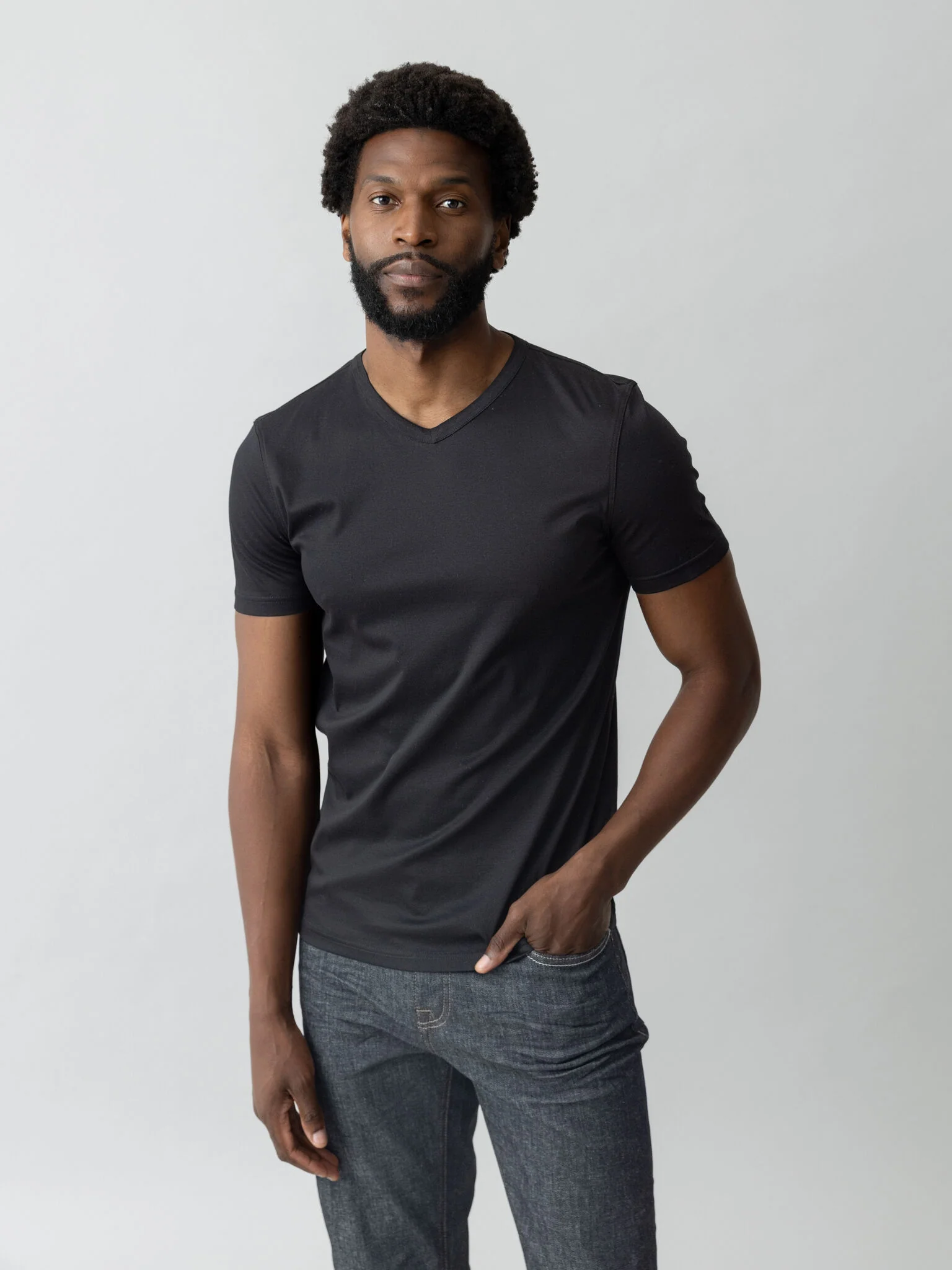 MMGPerry V-Neck Tee - Image 12